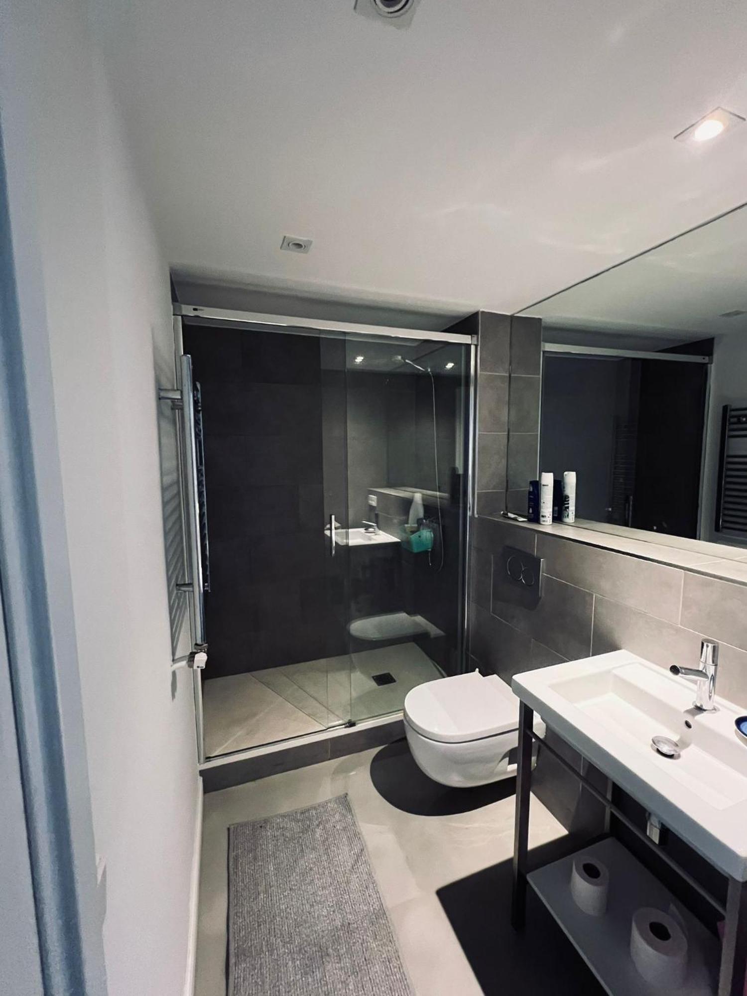 Habitacion Privada En Bello Apartamento Compartido Barcelona Eksteriør bilde